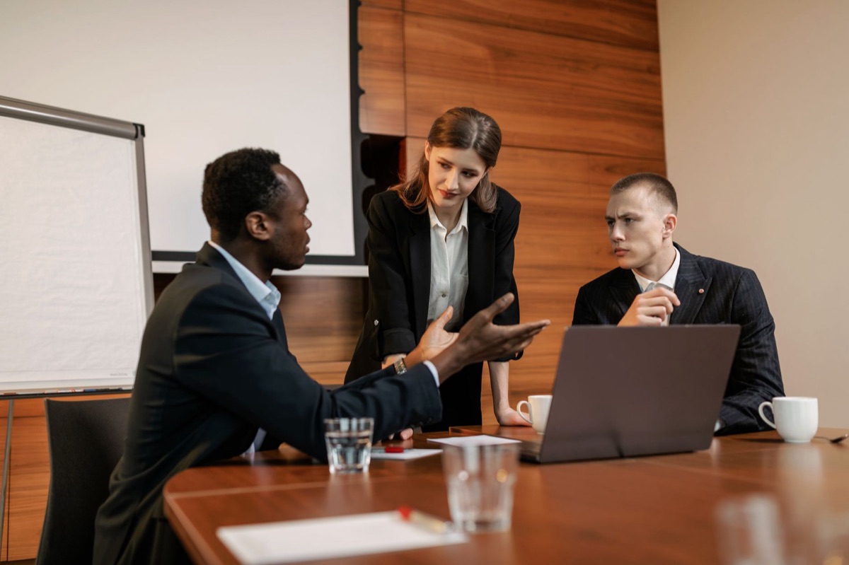 Una estrategia de gestión de crisis en un office